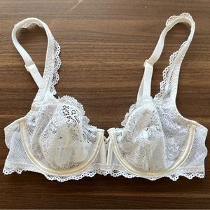 Bridal Simone Perele White Lace Bra Approximate Size 30D, Small, Refer to Photos